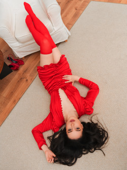 Фото +7 (992) 163-71-50