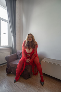 Фото +7 (911) 298-98-49